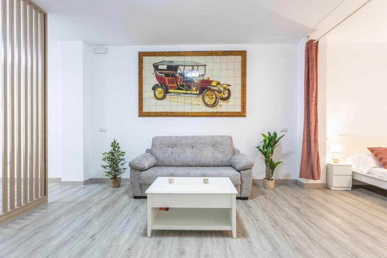 Semana Santa Apartment เซบีญา ภายนอก รูปภาพ