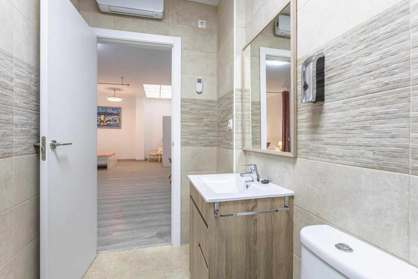 Semana Santa Apartment เซบีญา ภายนอก รูปภาพ