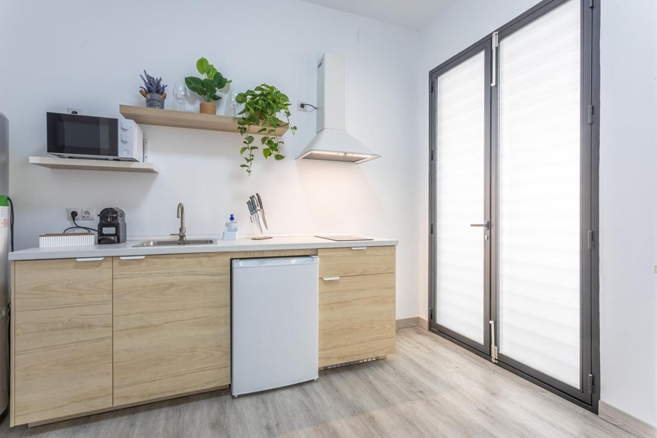 Semana Santa Apartment เซบีญา ภายนอก รูปภาพ