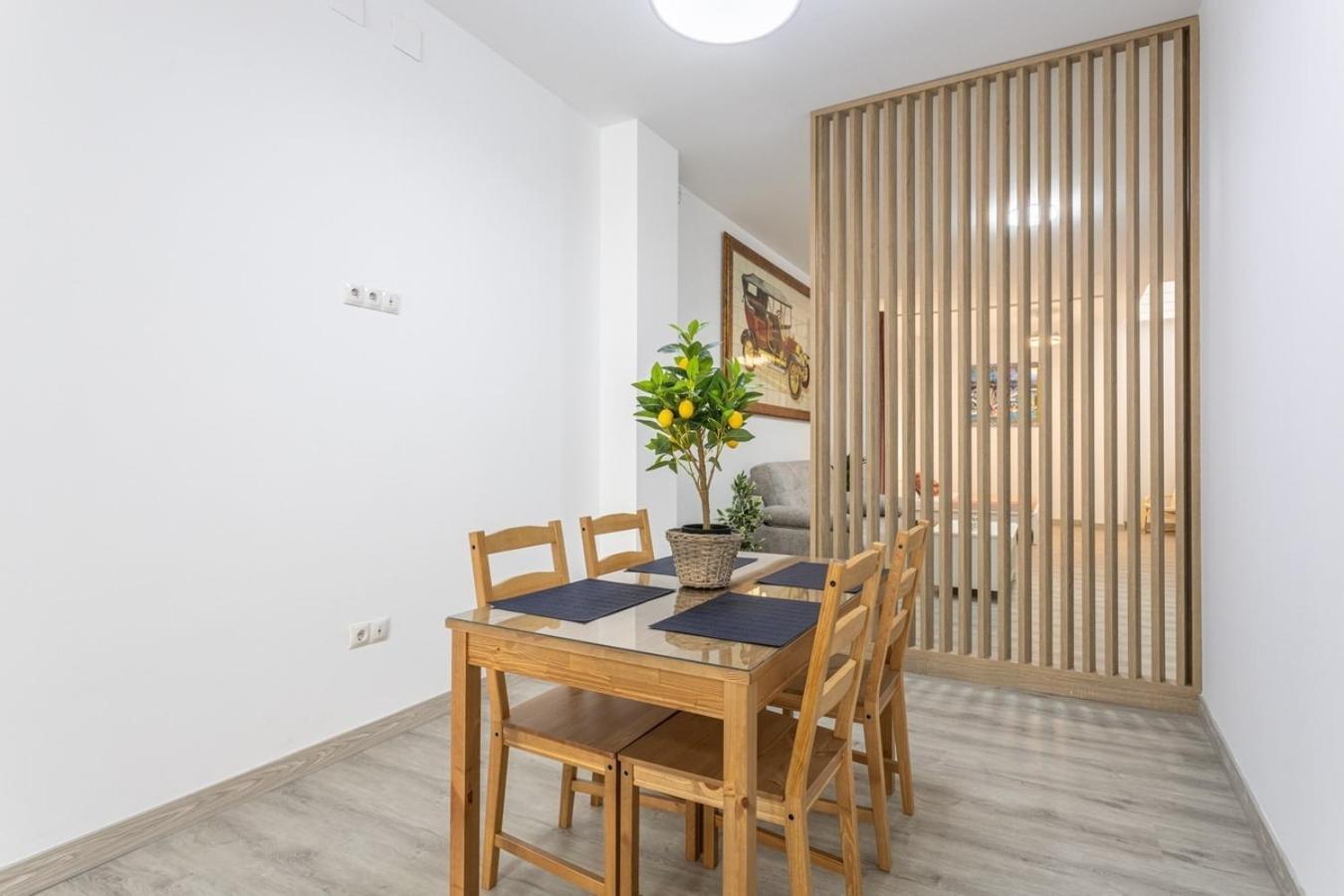 Semana Santa Apartment เซบีญา ภายนอก รูปภาพ