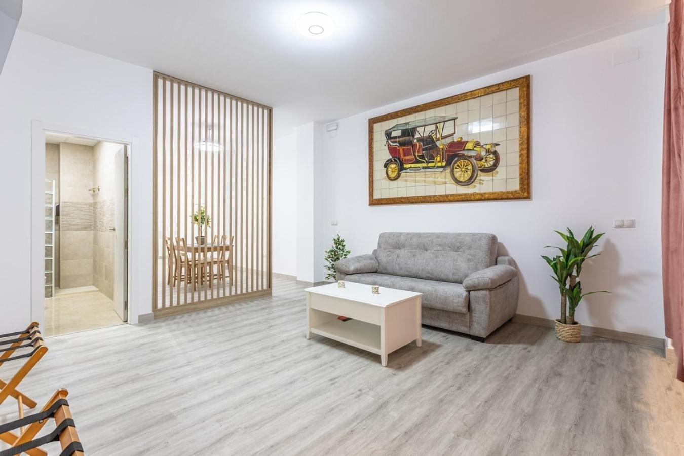 Semana Santa Apartment เซบีญา ภายนอก รูปภาพ
